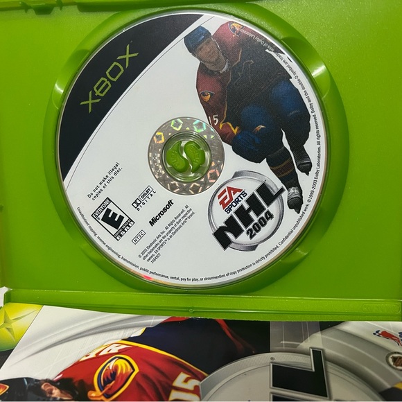 Xbox NHL 2004 Game With case - Picture 2 of 3